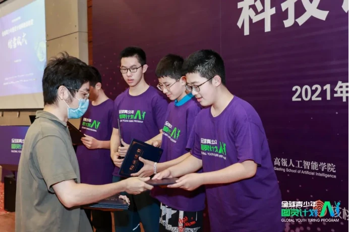 如何安排篮球主力的赛季前训练_0